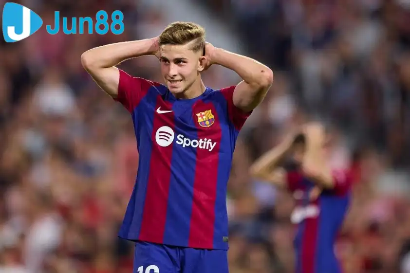 Barcelona vẫn chưa thoát khỏi những khó khăn về tài chính. Ảnh: Sempre Barca Barcelona vẫn chưa thoát khỏi những khó khăn về tài chính. Ảnh: Sempre Barca